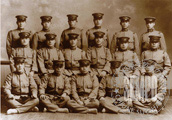 Joined in the 79th Korean Infantry Regiment (second from the left in the middle row)