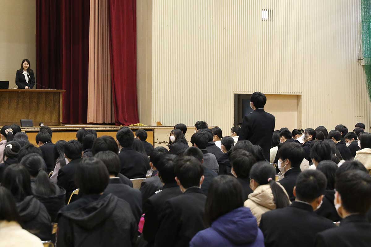 Lecture at Aichi Prefectural Zuiryo High School